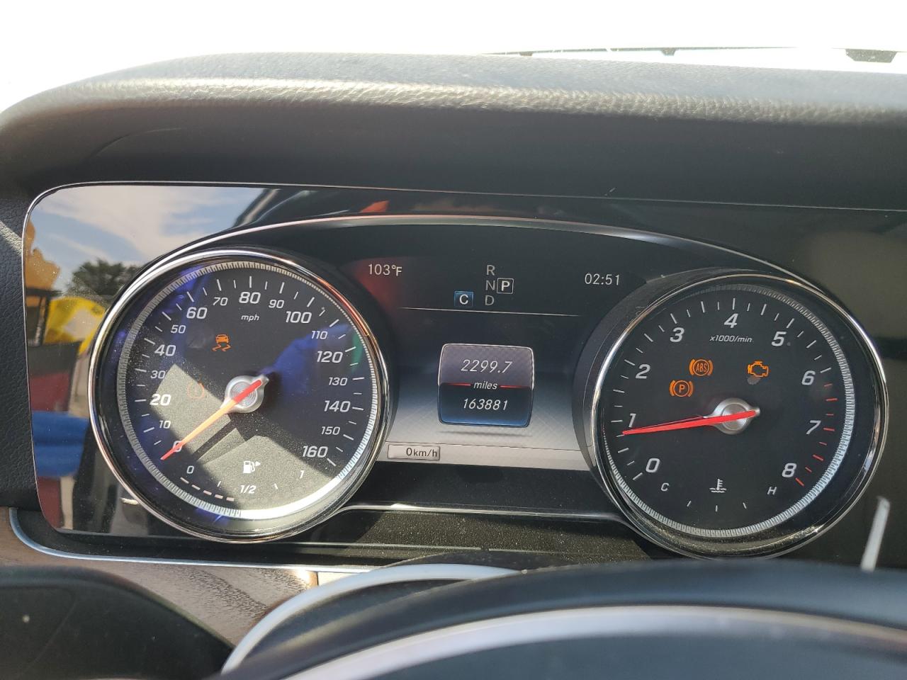 2018 Mercedes-Benz E 300 VIN: WDDZF4JB8JA352337 Lot: 69738665