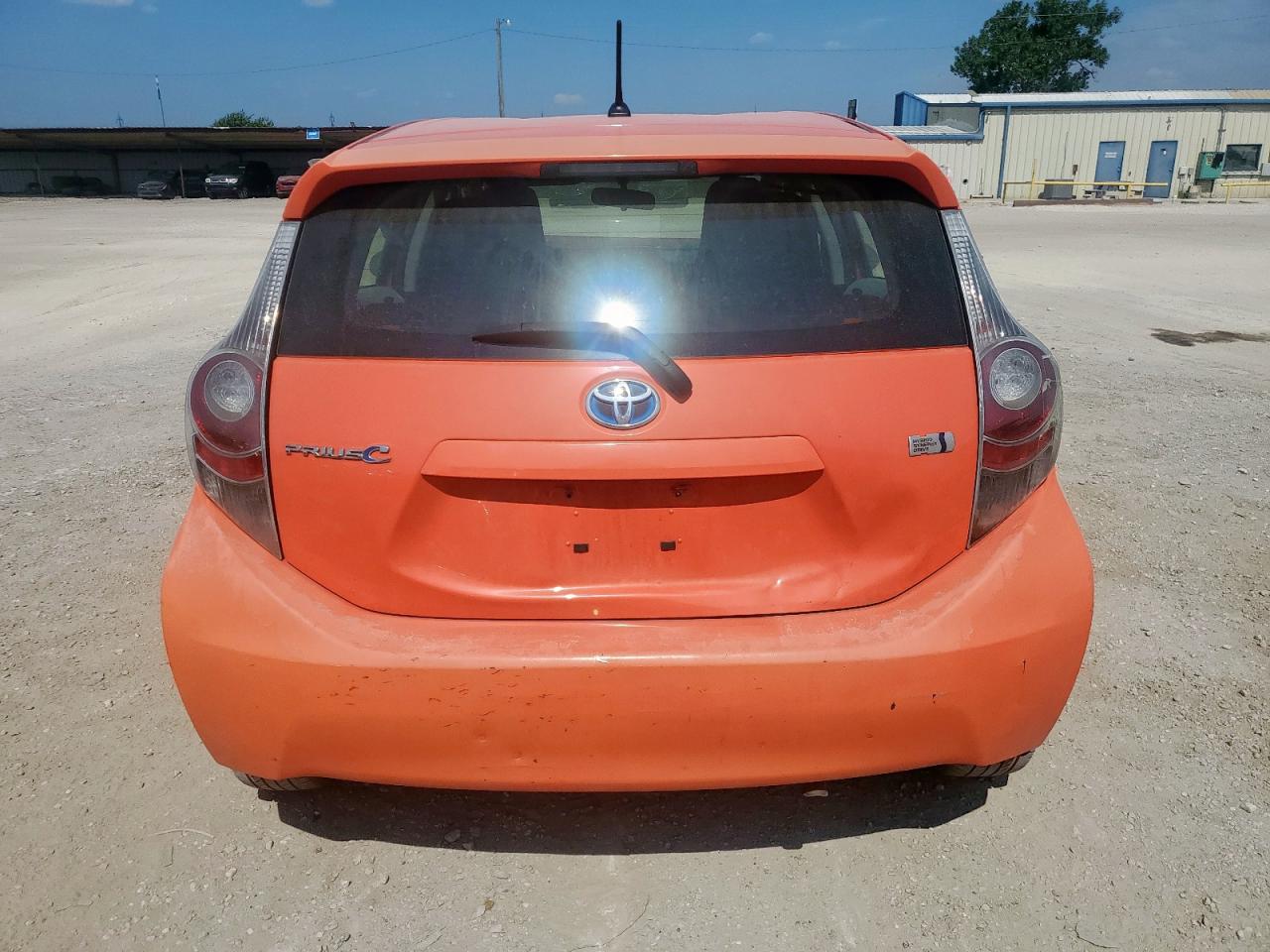 2012 Toyota Prius C VIN: JTDKDTB33C1019310 Lot: 69616275