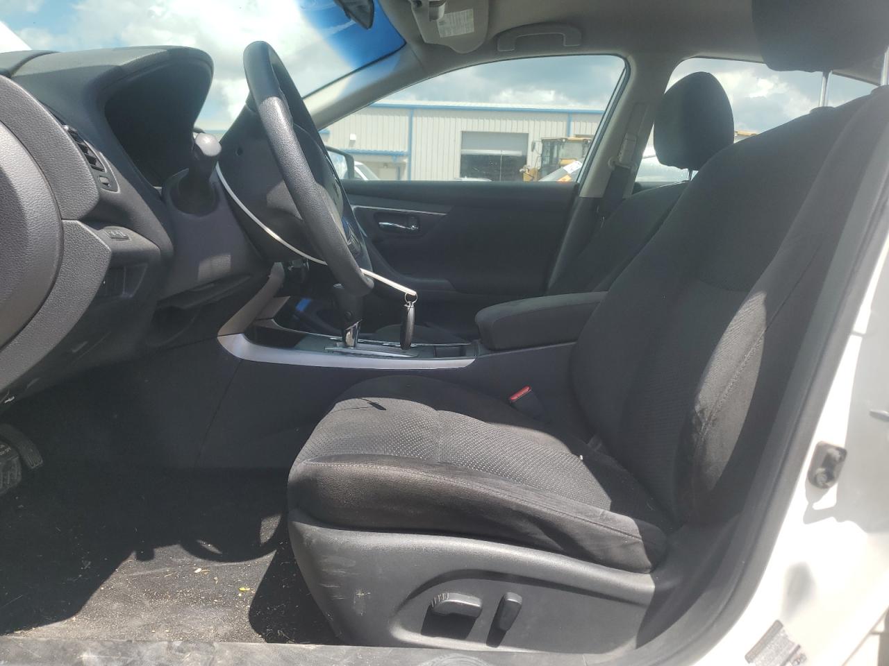 2015 Nissan Altima 2.5 VIN: 1N4AL3AP5FN334633 Lot: 67788125