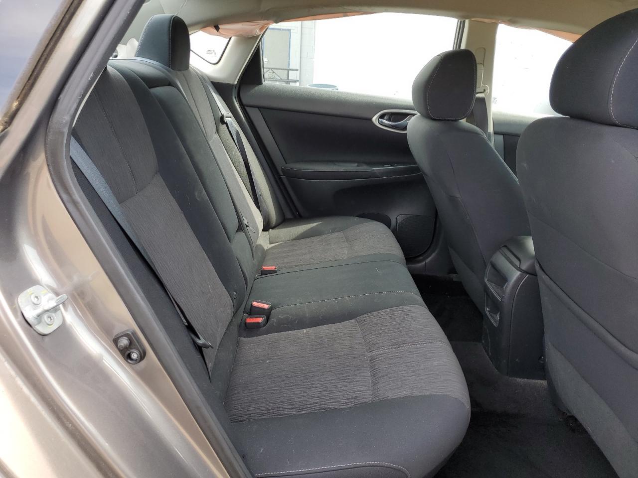 2015 Nissan Sentra S VIN: 3N1AB7AP3FY339047 Lot: 70901945