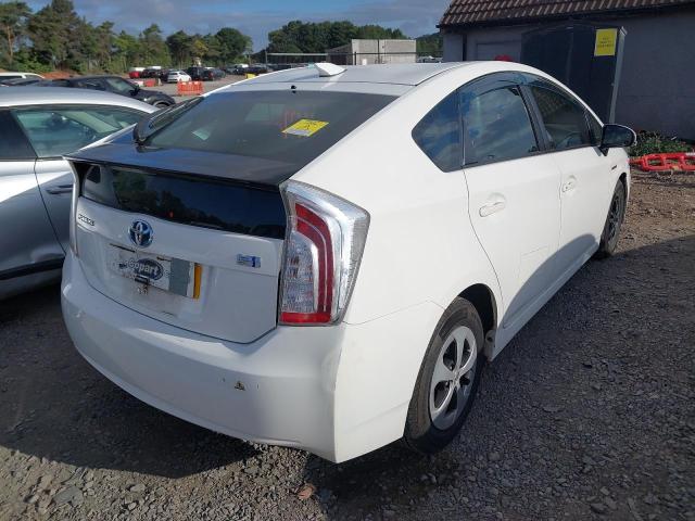 2015 TOYOTA PRIUS T4