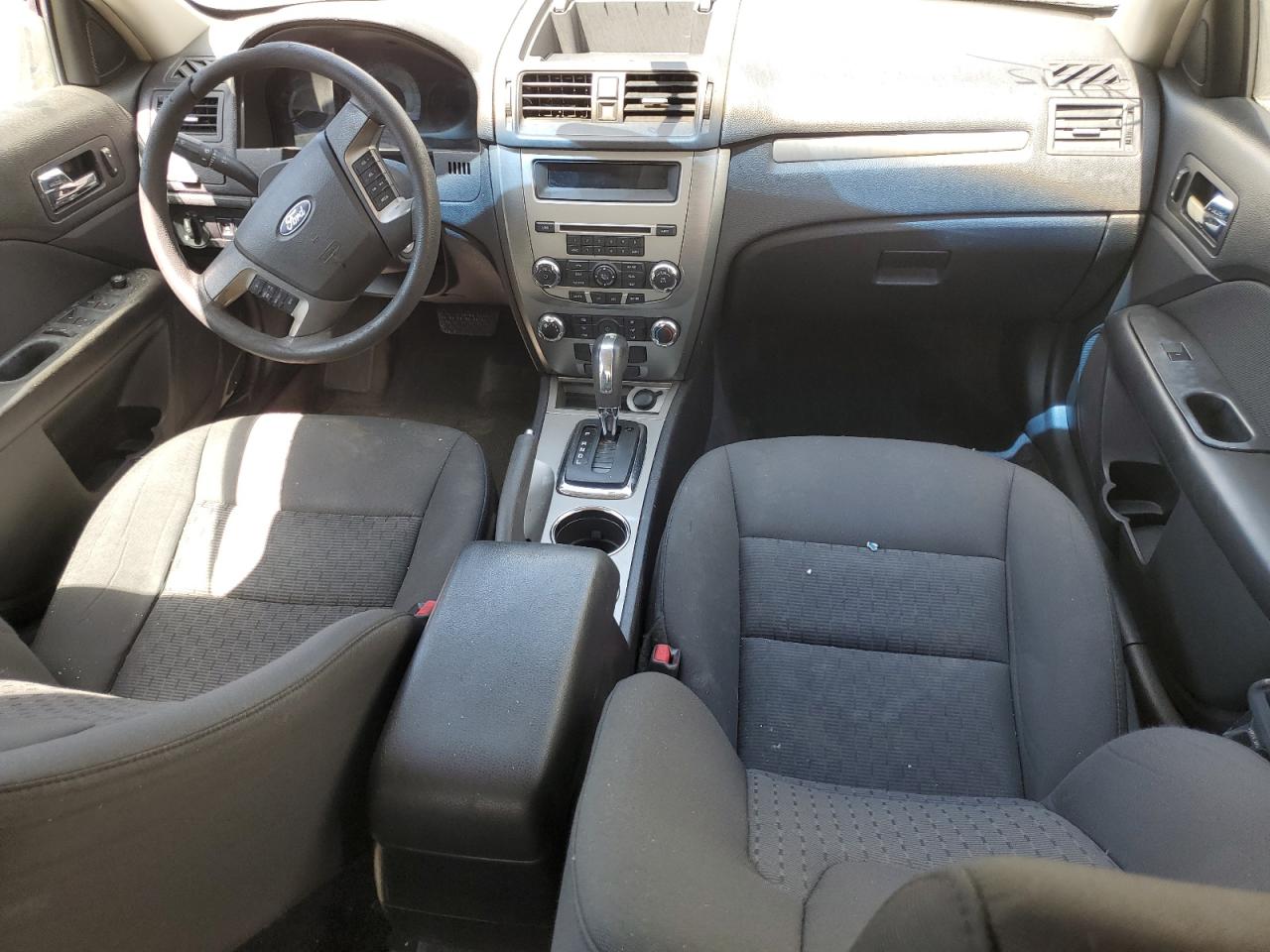 2010 Ford Fusion Se VIN: 3FAHP0HA1AR229810 Lot: 69850895