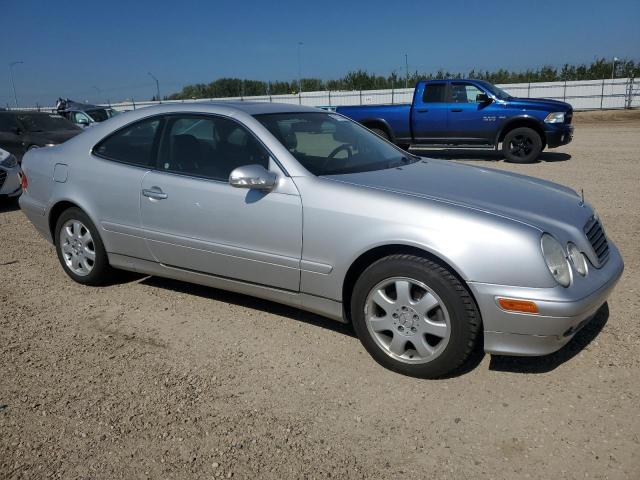 2002 MERCEDES-BENZ CLK 320  