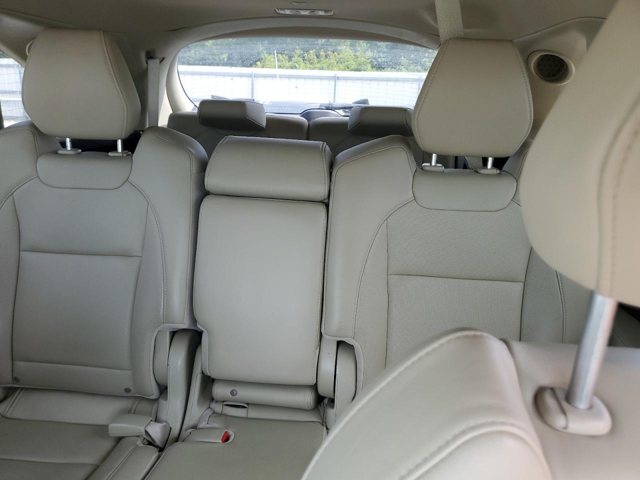 2016 Acura Mdx Advance VIN: 5FRYD3H9XGB005633 Lot: 70321035