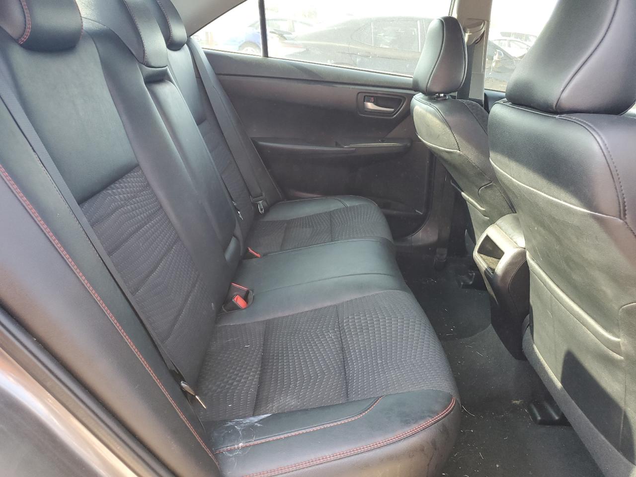 2015 Toyota Camry Le VIN: 4T1BF1FK3FU090151 Lot: 68124455