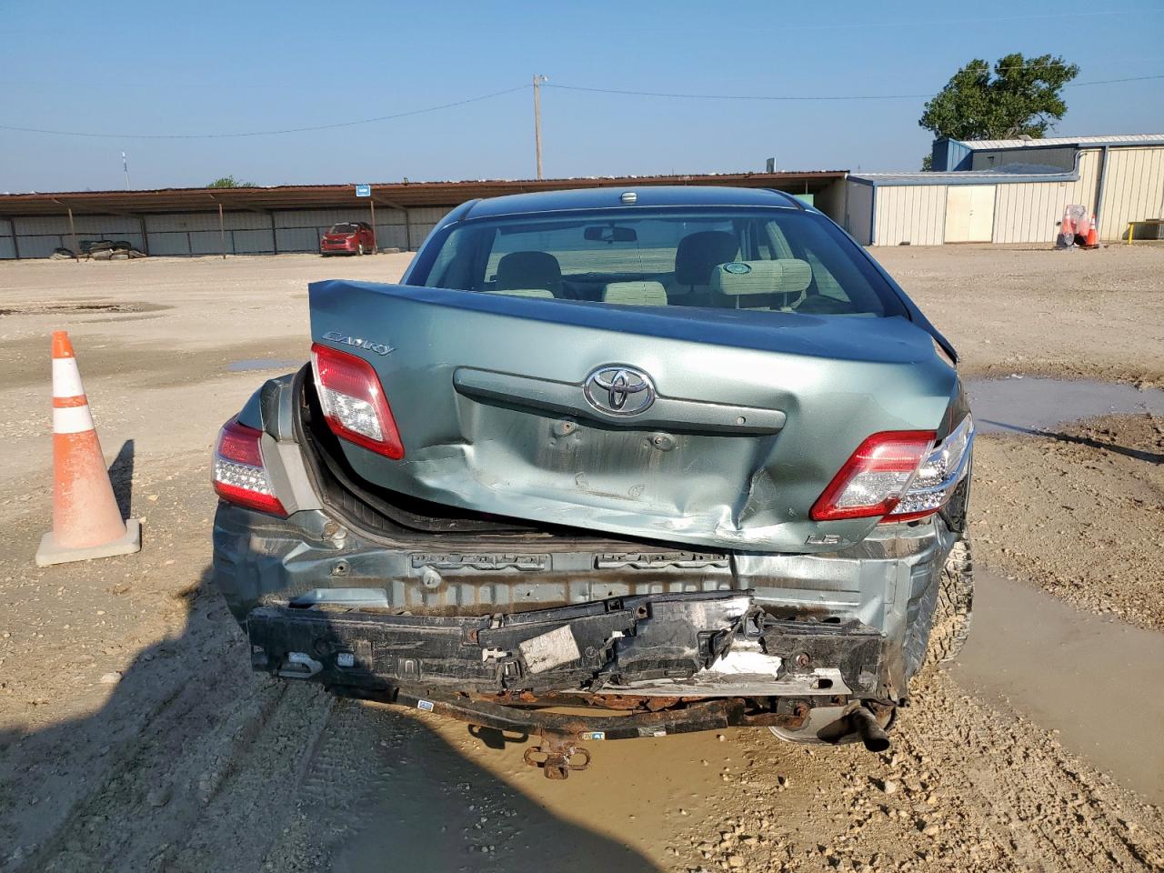 2010 Toyota Camry Base VIN: 4T1BF3EK1AU531622 Lot: 69760325