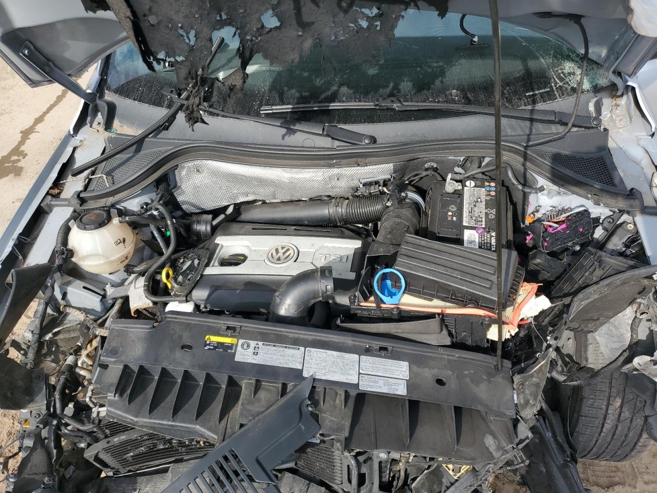 2018 Volkswagen Tiguan Limited VIN: WVGBV7AX1JK002470 Lot: 69541995