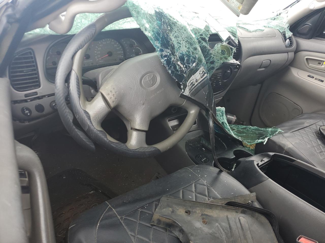 2002 Toyota Sequoia Sr5 VIN: 5TDZT34A92S121631 Lot: 67614555