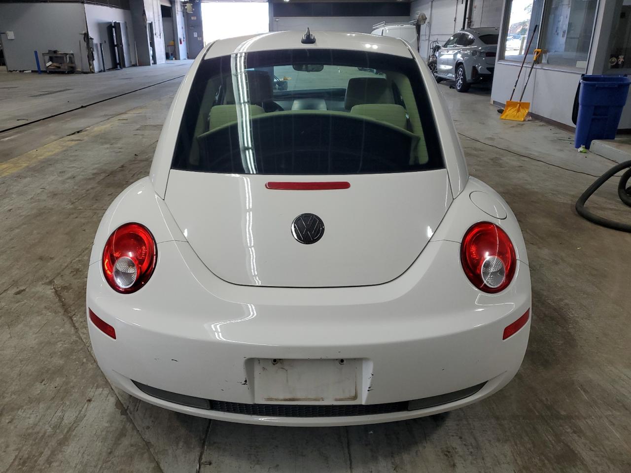 2009 Volkswagen New Beetle S VIN: 3VWPW31C19M517869 Lot: 69799315