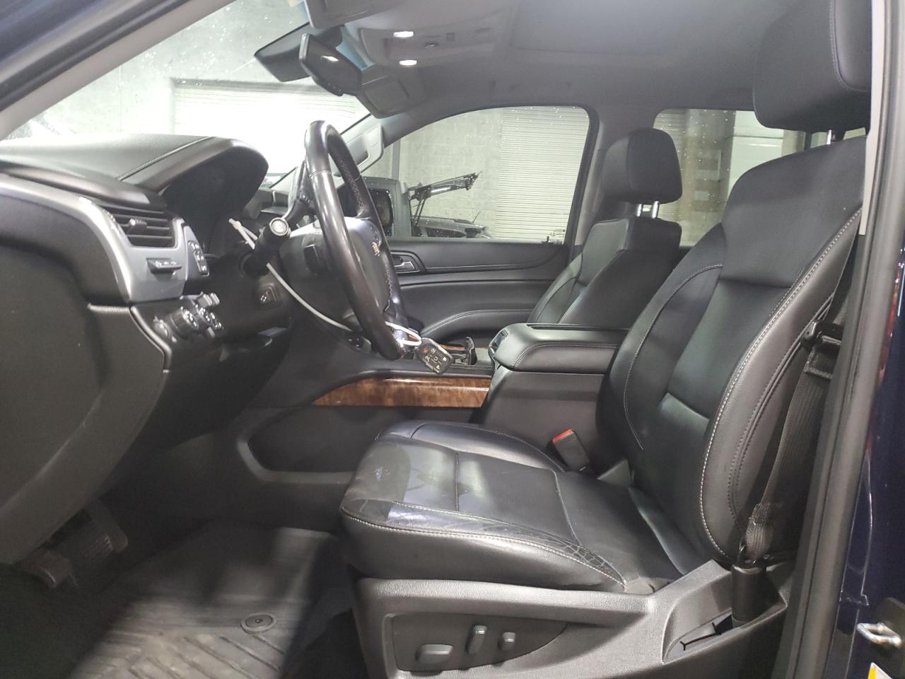 2018 Chevrolet Tahoe K1500 Premier VIN: 1GNSKCKC1JR186910 Lot: 68302015
