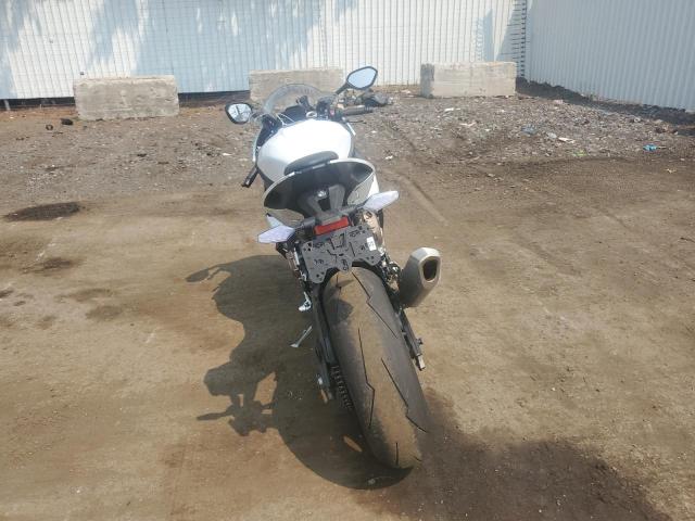  BMW S 2021 Белый