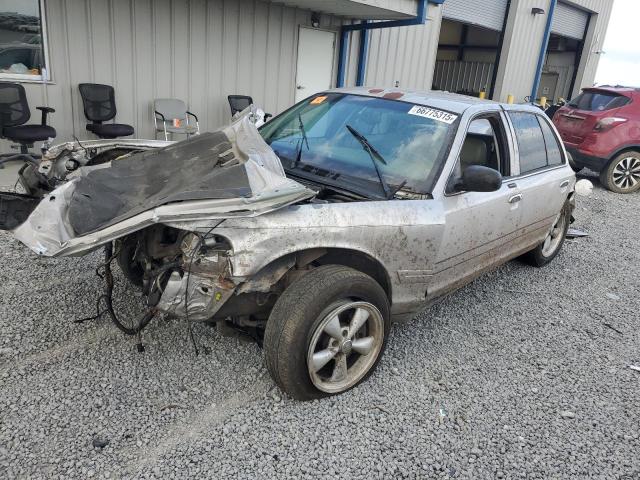 2004 Ford Crown Victoria Lx
