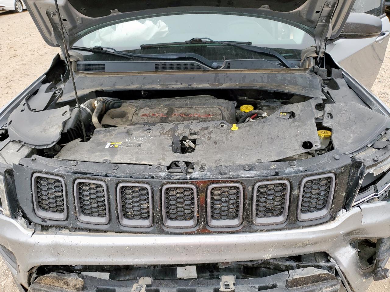 2017 Jeep Compass Trailhawk VIN: 3C4NJDDBXHT667940 Lot: 70814855