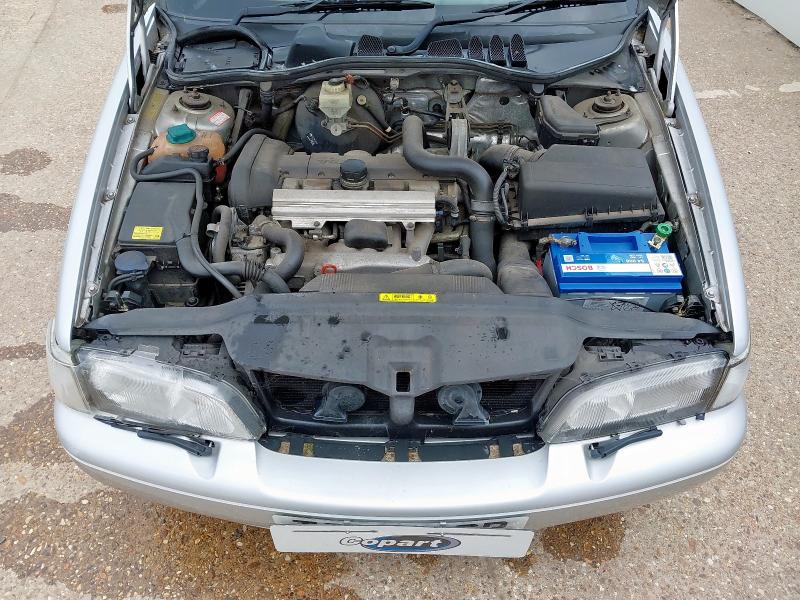 1999 VOLVO V70 SE T5
