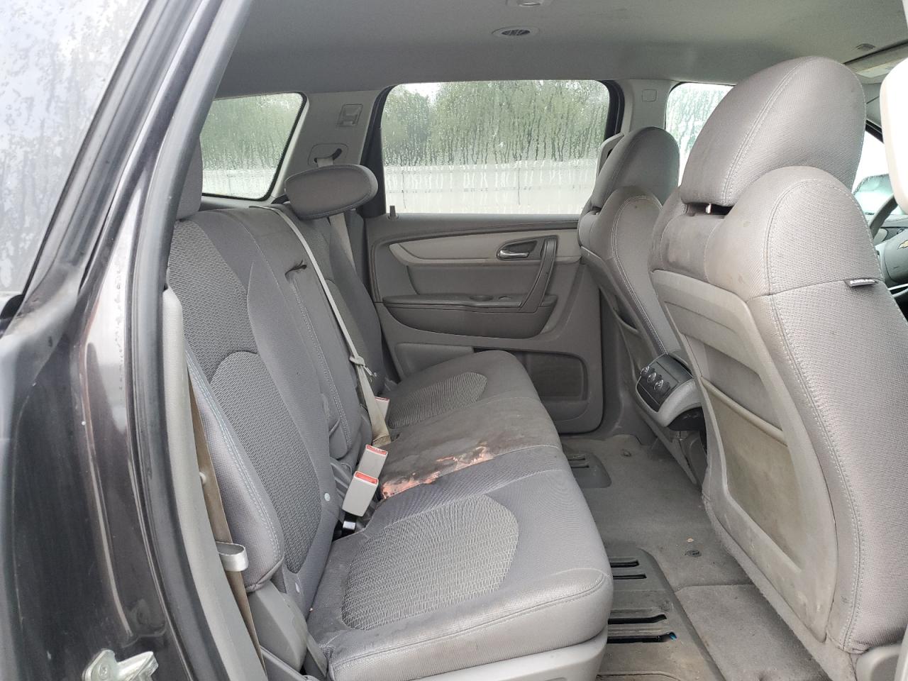 2014 Chevrolet Traverse Ls VIN: 1GNKRFED0EJ335720 Lot: 70896985