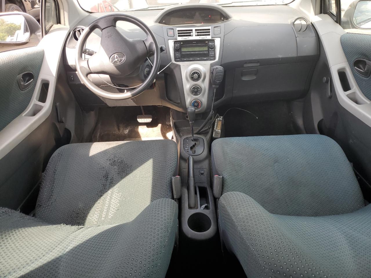 2007 Toyota Yaris VIN: JTDJT923275108303 Lot: 70870655