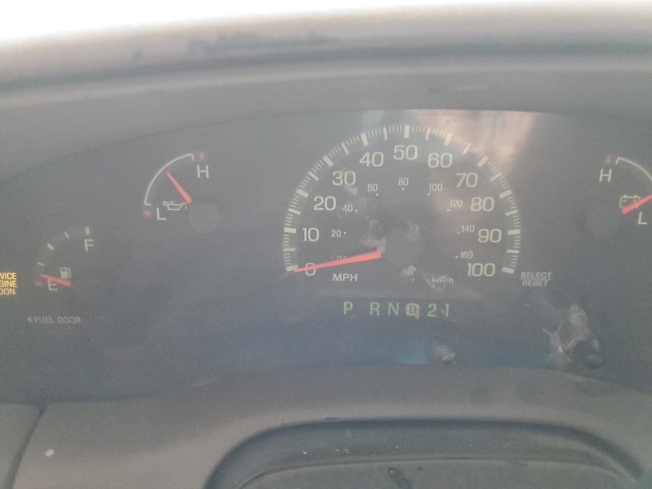 2000 Ford F150 VIN: 1FTRX17W0YKA76241 Lot: 68135235