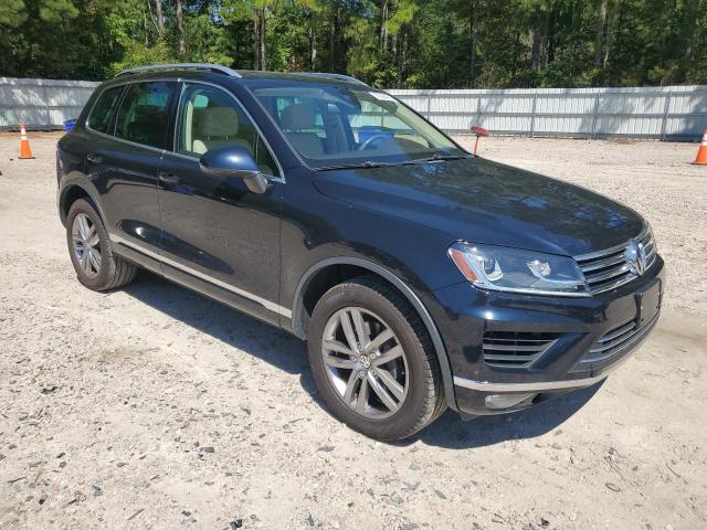 Паркетники VOLKSWAGEN TOUAREG 2016 Серый