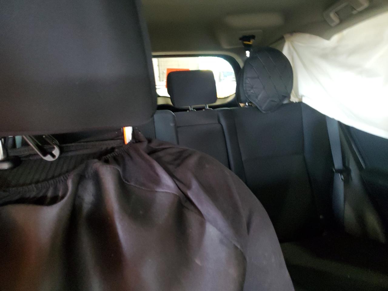 2017 Toyota Rav4 Le VIN: 2T3BFREV0HW567977 Lot: 70910695