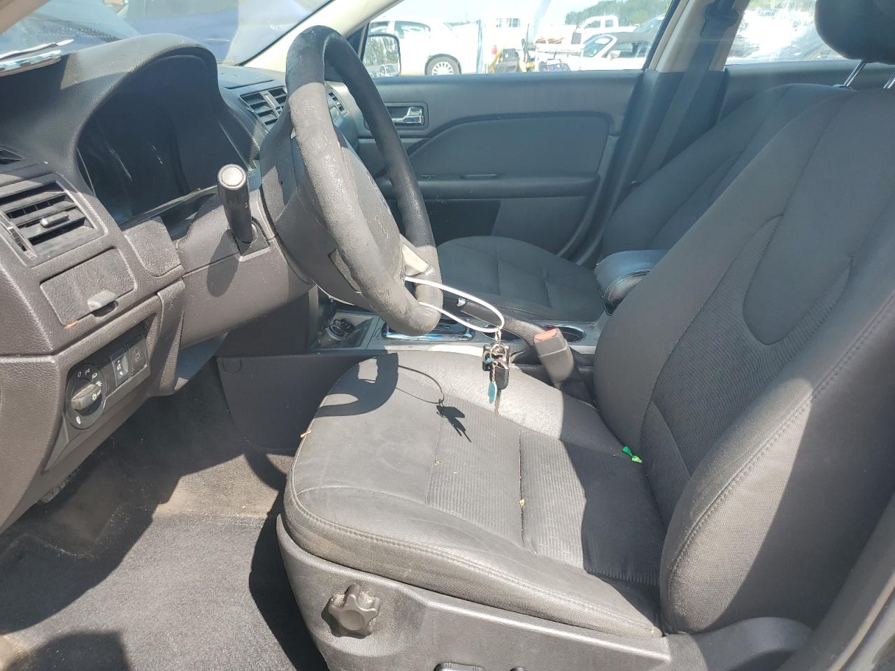 2011 Ford Fusion Se VIN: 3FAHP0HA0BR274772 Lot: 67751025