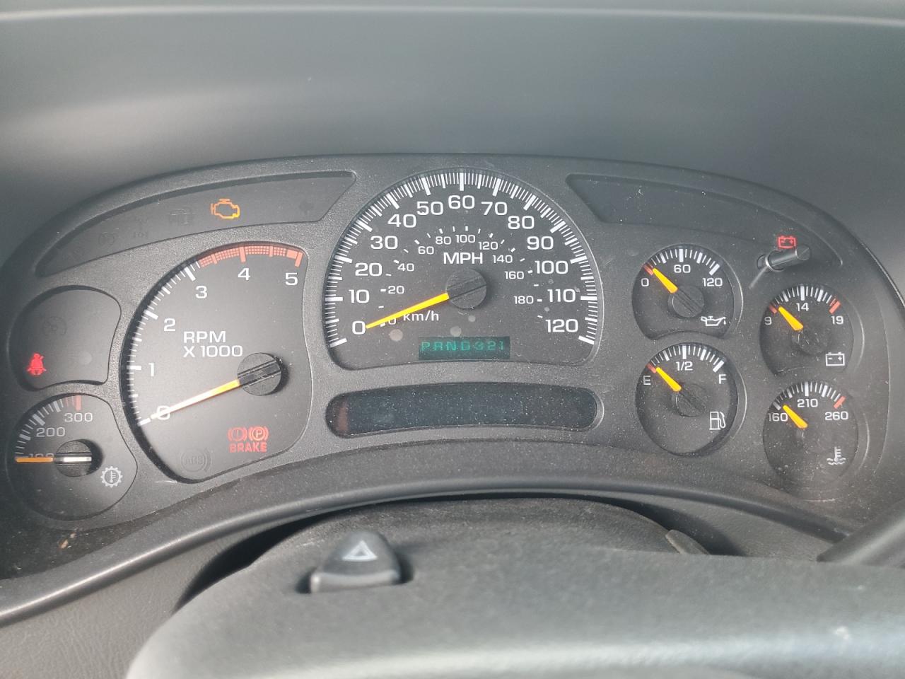 2005 GMC Sierra K2500 Heavy Duty VIN: 1GTHK23285F844104 Lot: 68645435