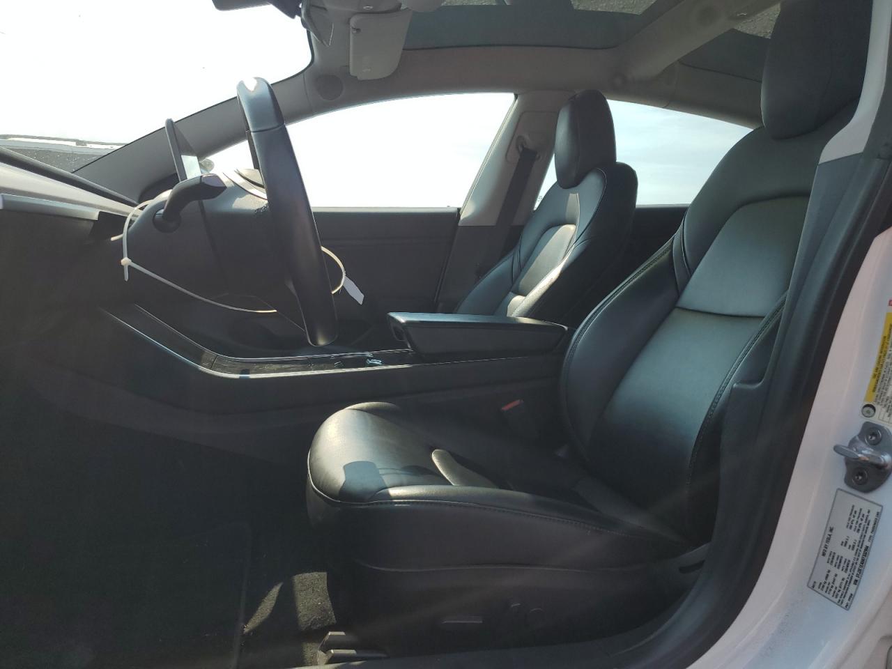 2019 Tesla Model 3 VIN: 5YJ3E1EA5KF332994 Lot: 69817325