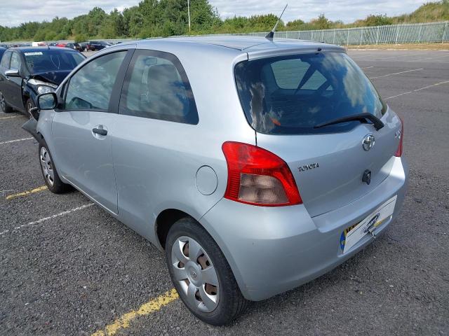 2006 TOYOTA YARIS T2