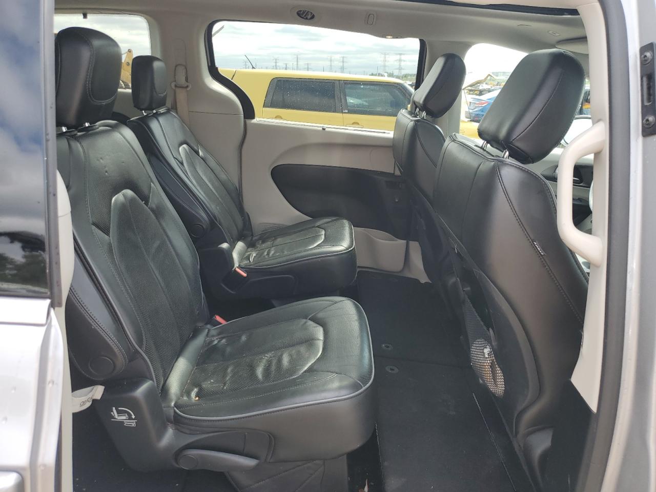 2018 Chrysler Pacifica Limited VIN: 2C4RC1GG9JR357501 Lot: 69588355