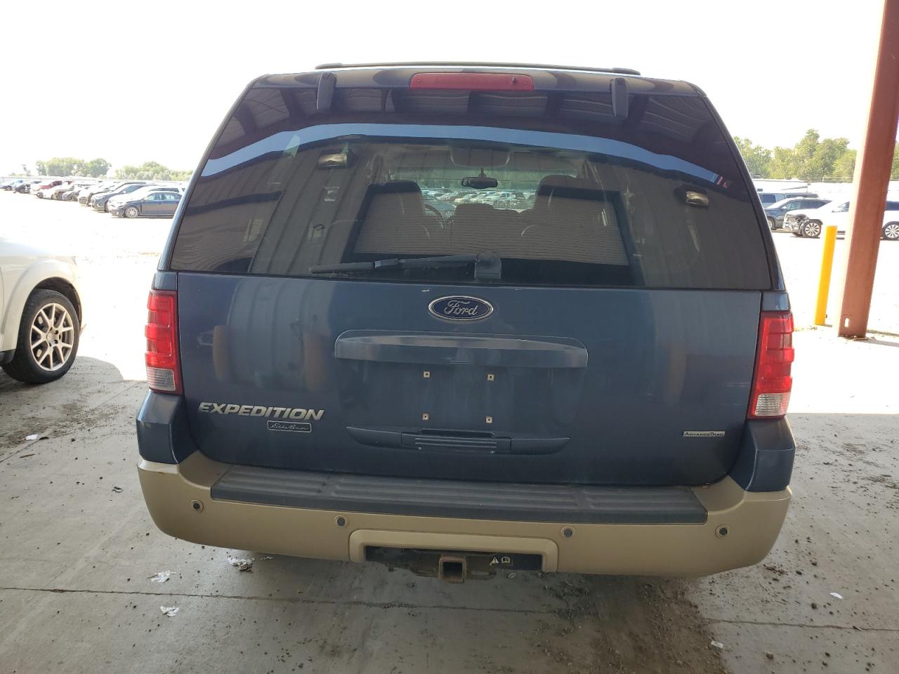 2004 Ford Expedition Eddie Bauer VIN: 1FMFU18L74LA19745 Lot: 69468885