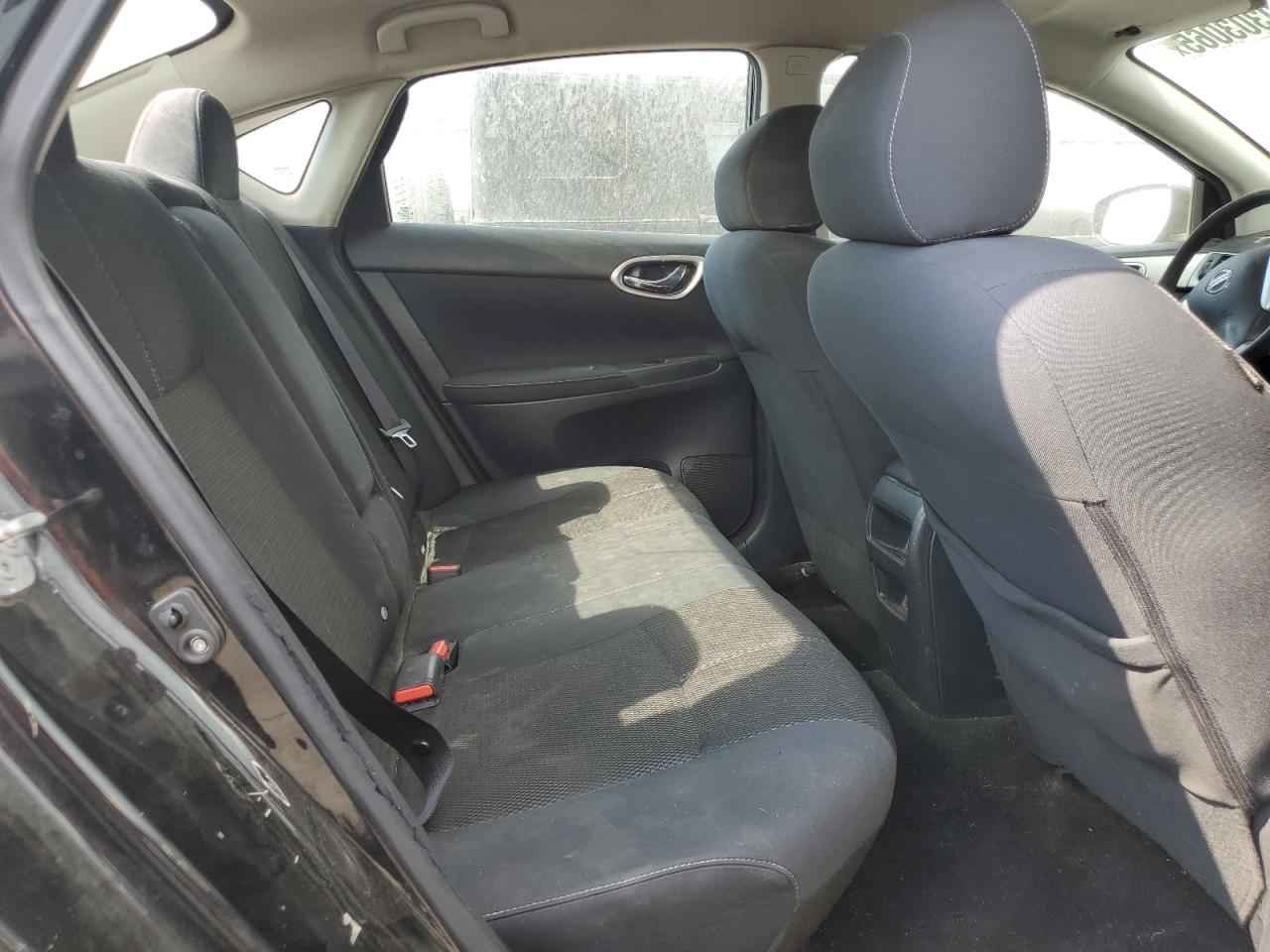 2015 Nissan Sentra S VIN: 3N1AB7AP9FY378354 Lot: 70303065