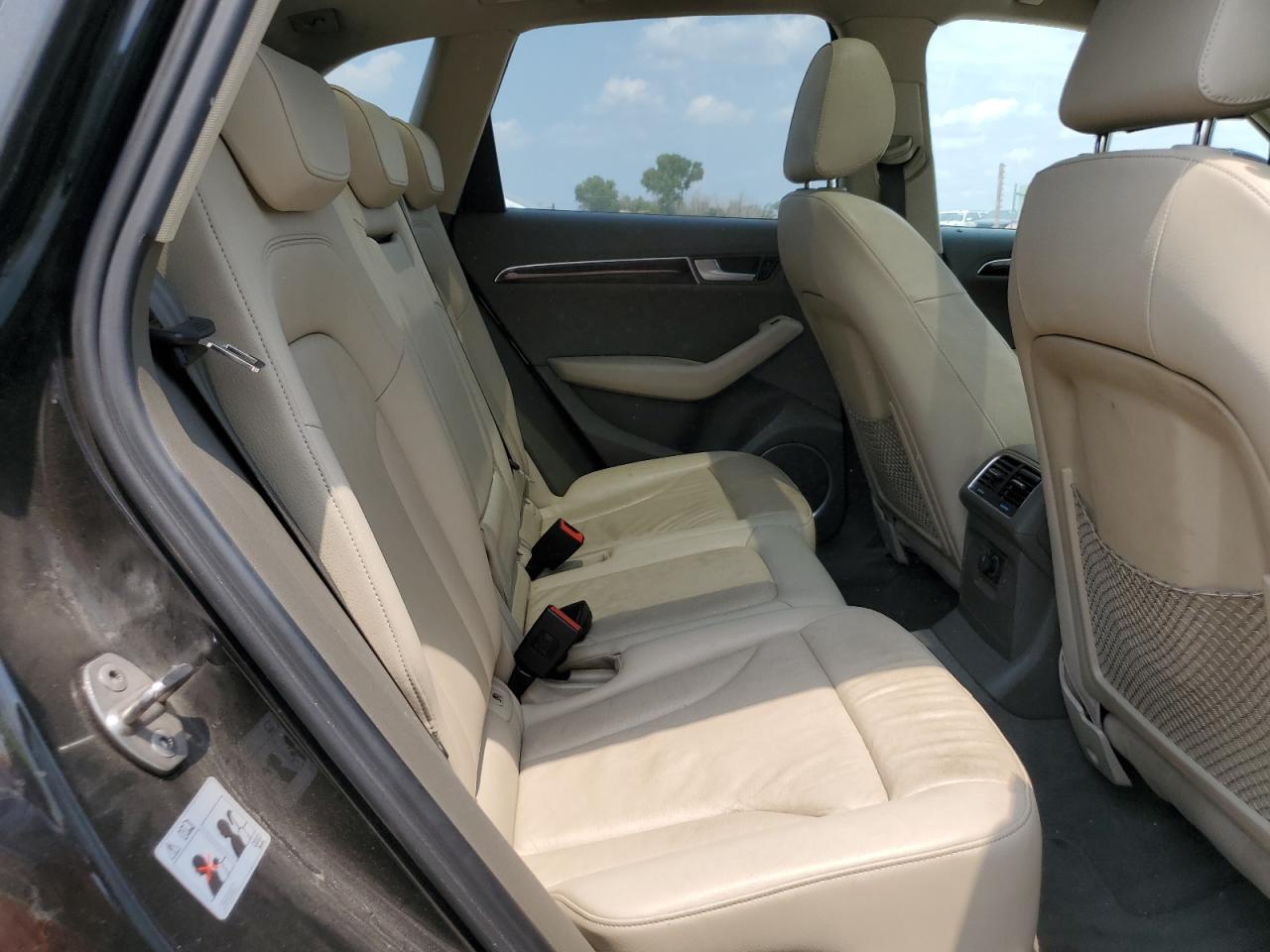 2010 Audi Q5 Premium Plus VIN: WA1LKAFP2AA045996 Lot: 67165395