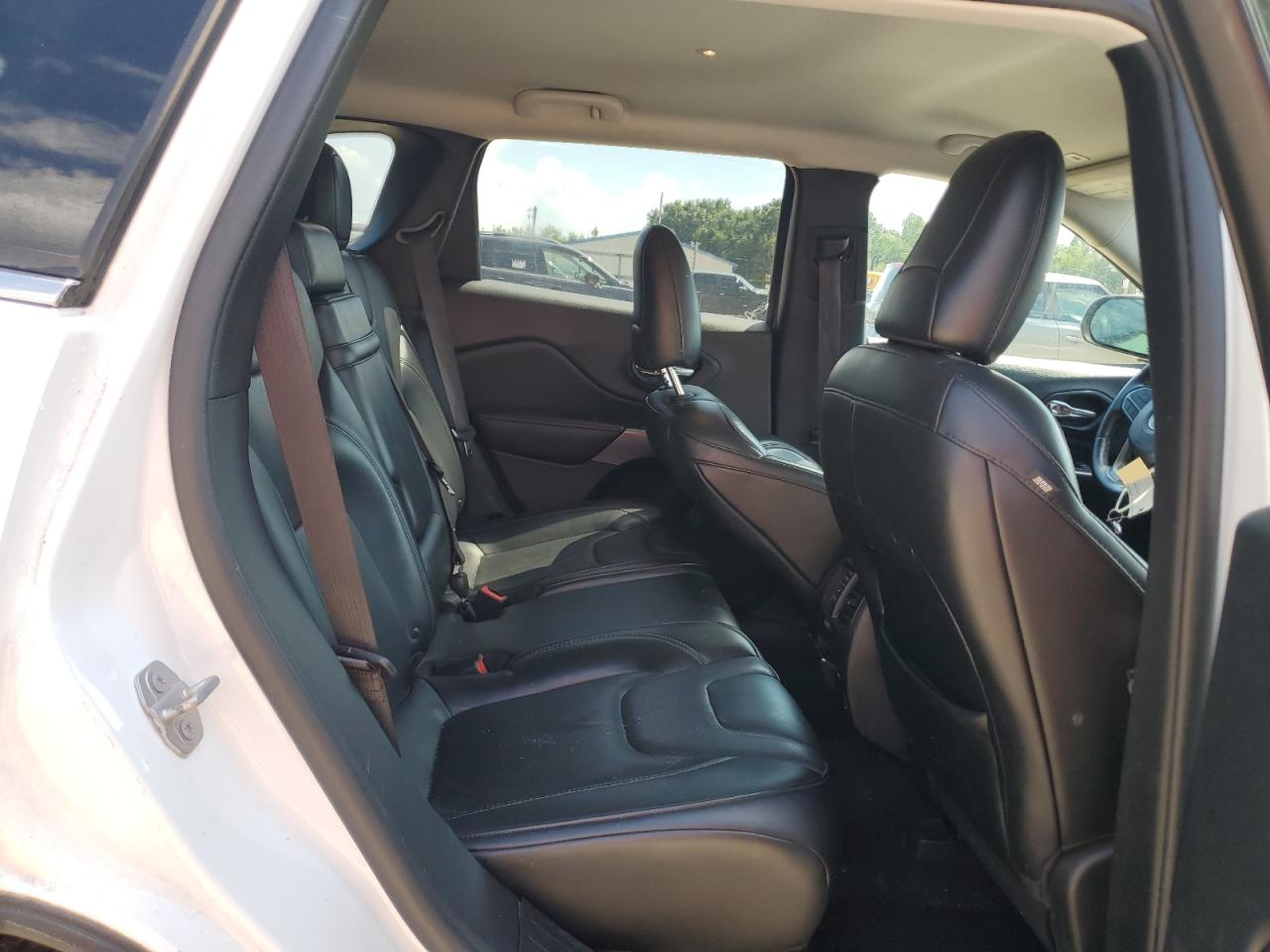 2019 Jeep Cherokee Limited VIN: 1C4PJLDBXKD300567 Lot: 68641725