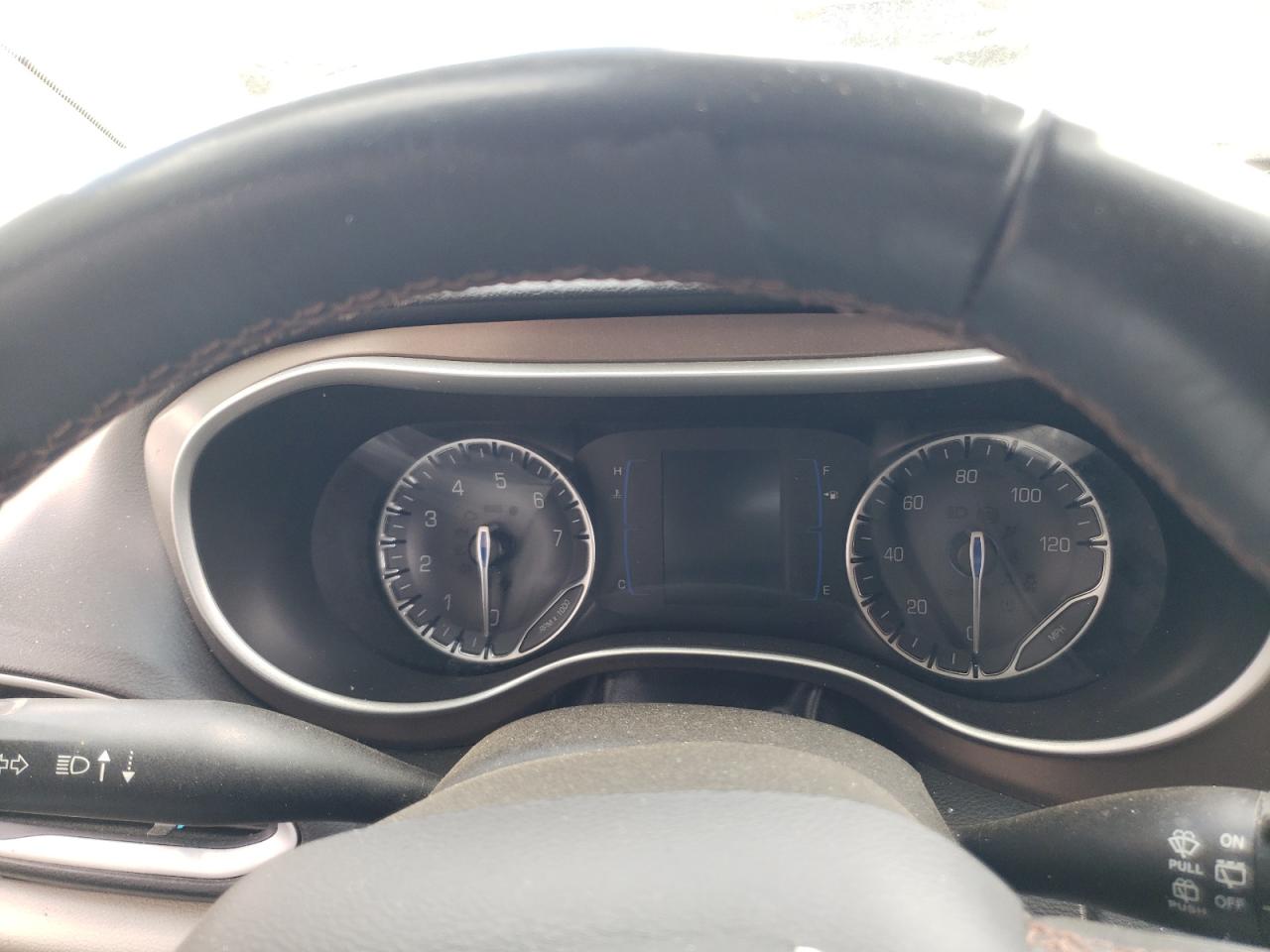 2018 Chrysler Pacifica Touring L VIN: 2C4RC1BG5JR119376 Lot: 68907165