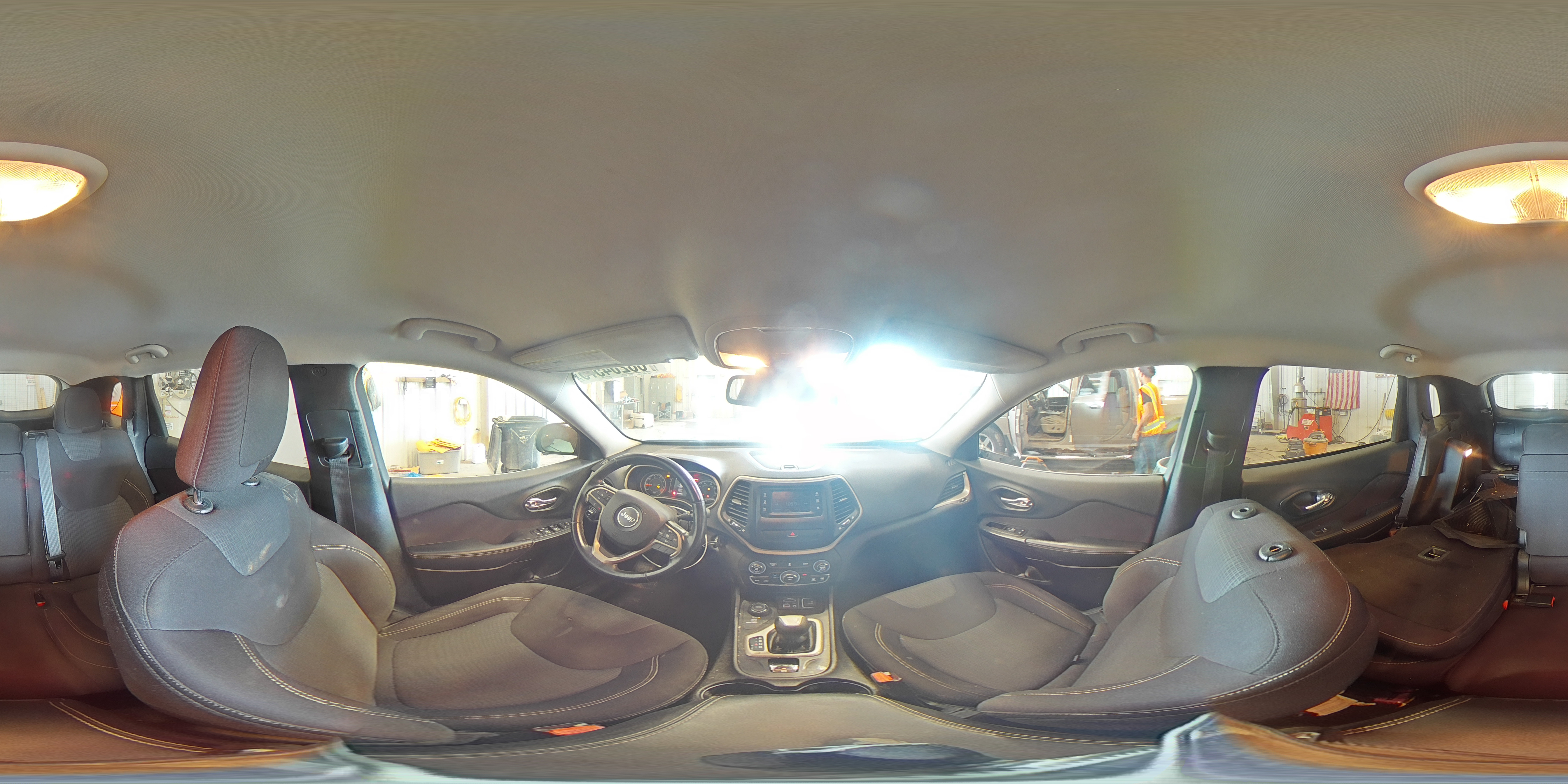 2015 Jeep Cherokee Latitude VIN: 1C4PJMCBXFW784791 Lot: 68204575