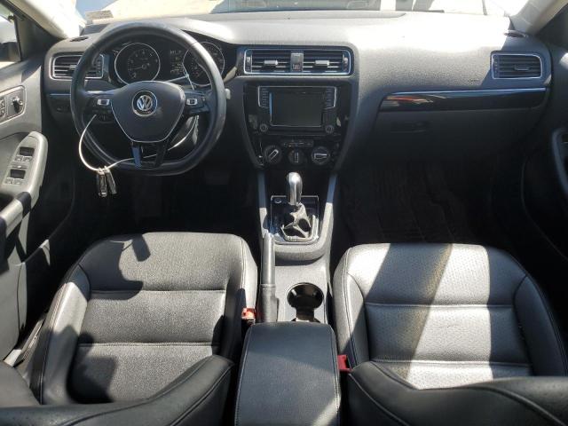  VOLKSWAGEN JETTA 2016 Серебристый