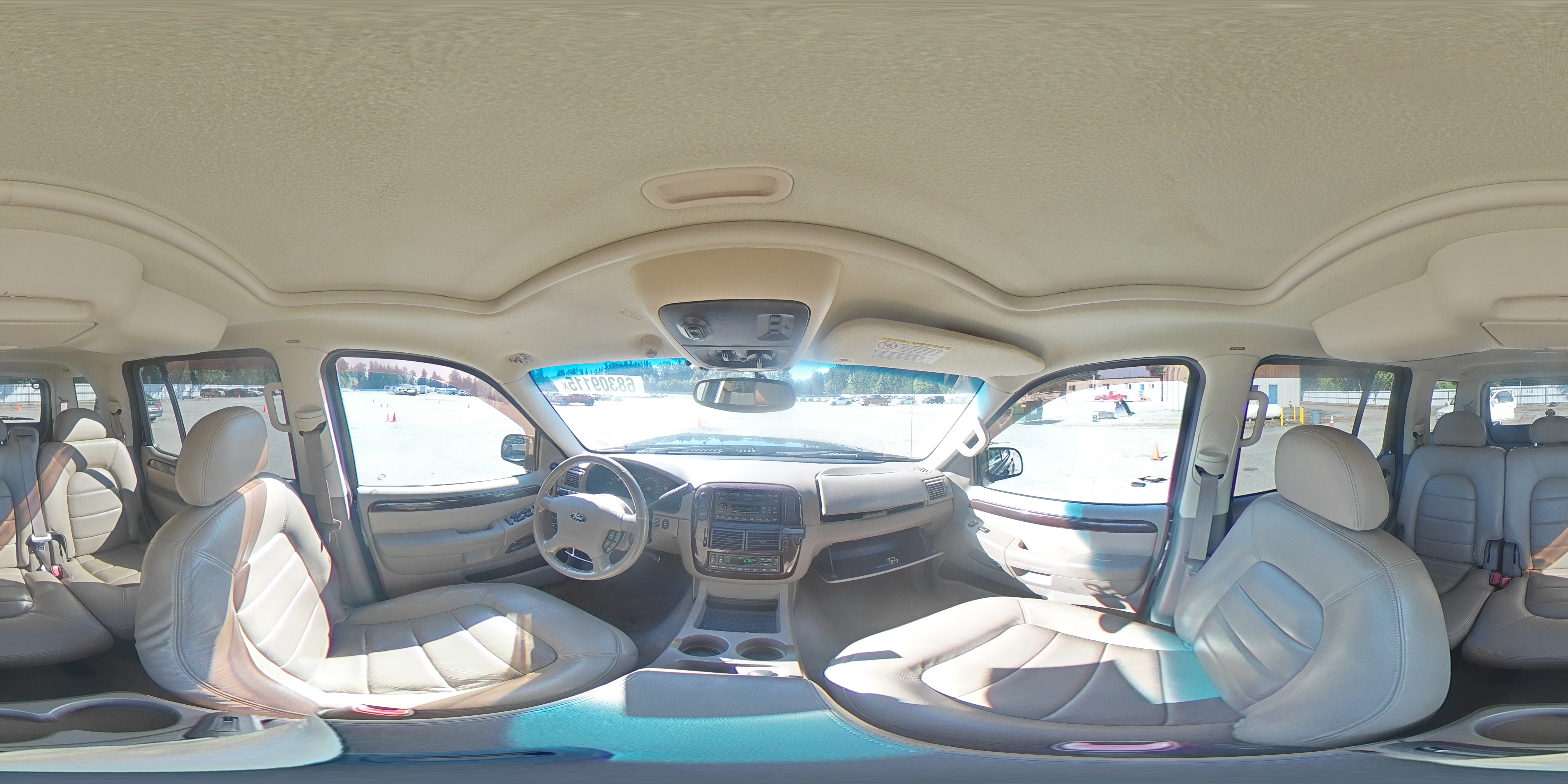 2004 Ford Explorer Limited VIN: 1FMDU85W14ZB37317 Lot: 68309115