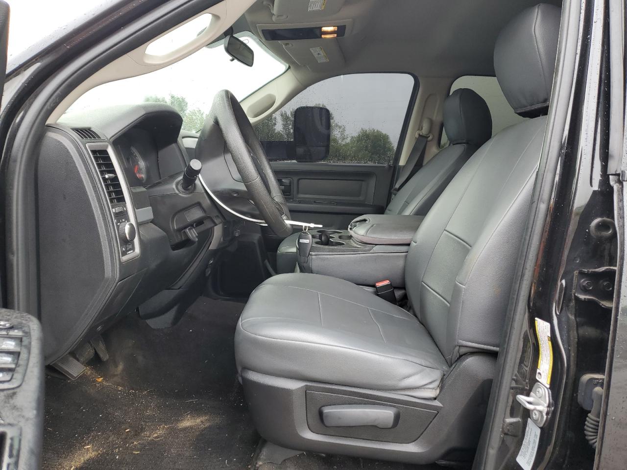 2017 Ram 3500 St VIN: 3C63RRGLXHG717415 Lot: 70172095