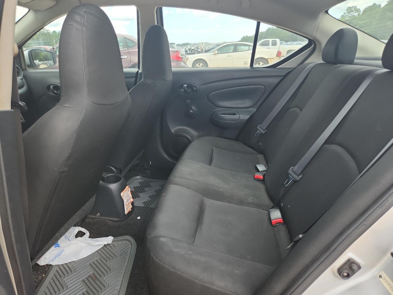 2017 Nissan Versa S VIN: 3N1CN7APXHL828156 Lot: 69078555