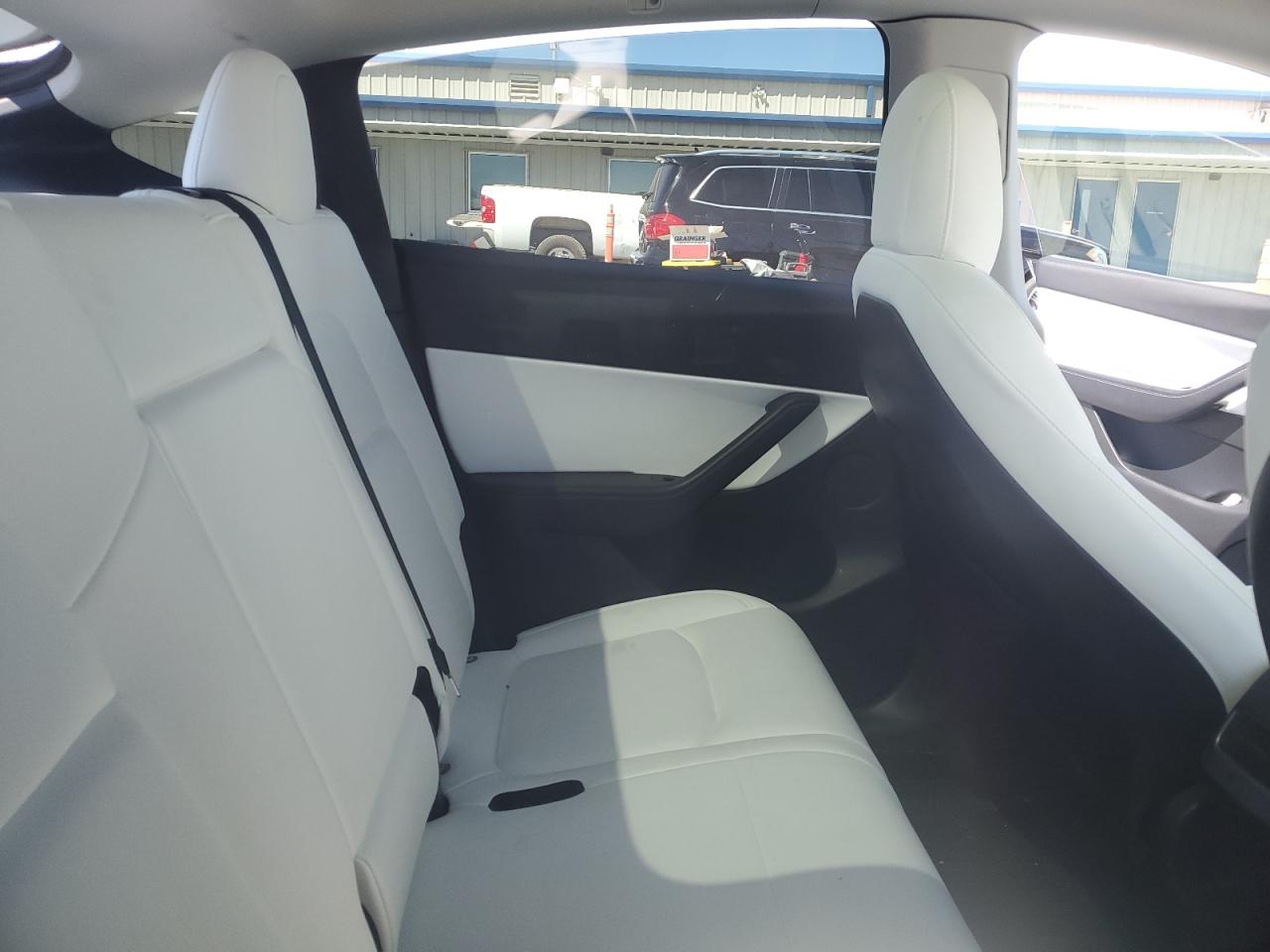 2021 Tesla Model Y VIN: 5YJYGAEE9MF281117 Lot: 69411745