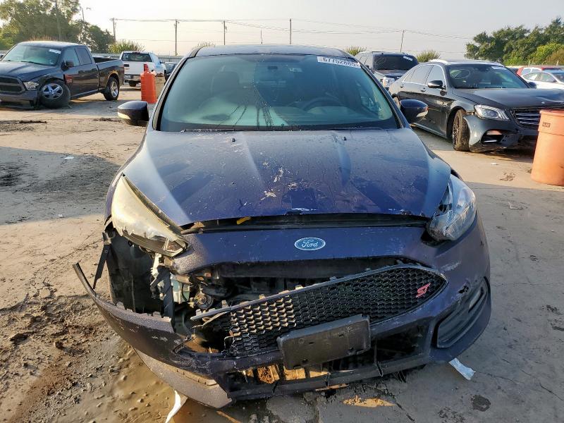  FORD FOCUS 2016 Синий