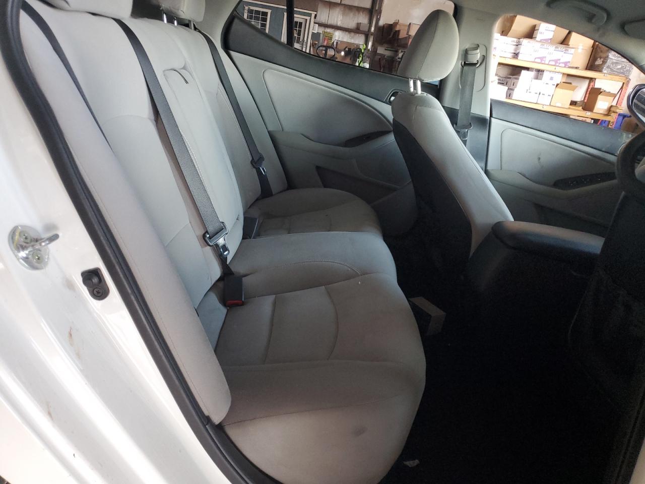 2015 Kia Optima Lx VIN: 5XXGM4A72FG518429 Lot: 70387685