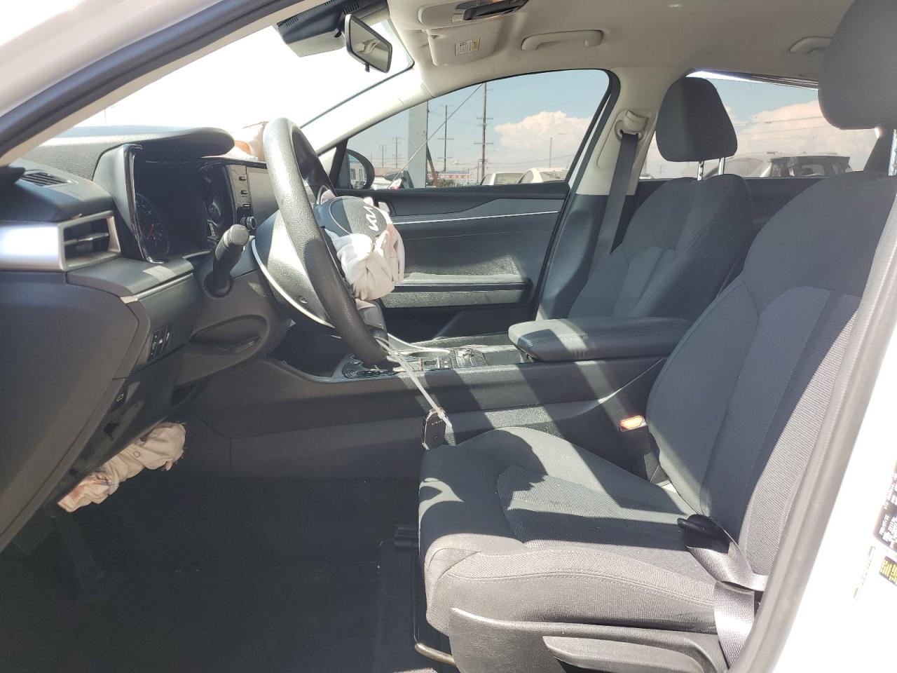 2022 Kia K5 Lxs VIN: 5XXG14J27NG142841 Lot: 70409175