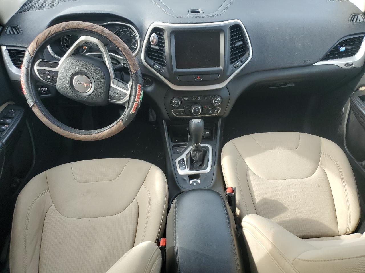 2015 Jeep Cherokee Latitude VIN: 1C4PJLCSXFW532193 Lot: 70767025