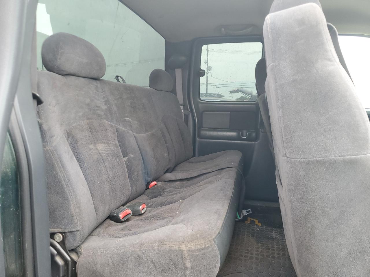 2002 Chevrolet Silverado C1500 VIN: 2GCEC19V721408665 Lot: 70870885