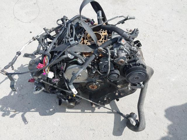 2014 VOLKSWAGEN TOUAREG V6