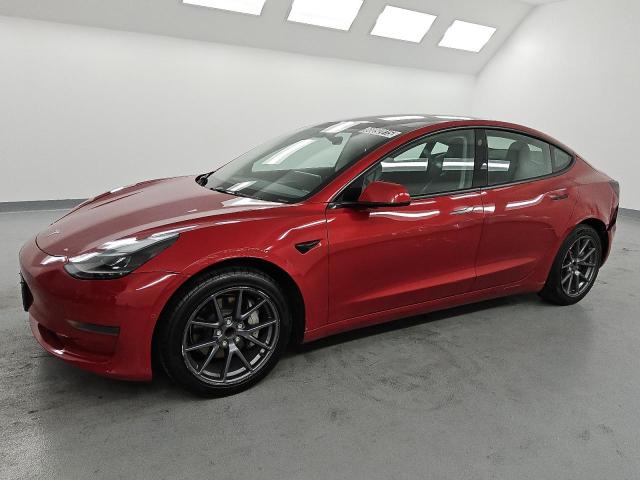  TESLA MODEL 3 2022 Czerwony
