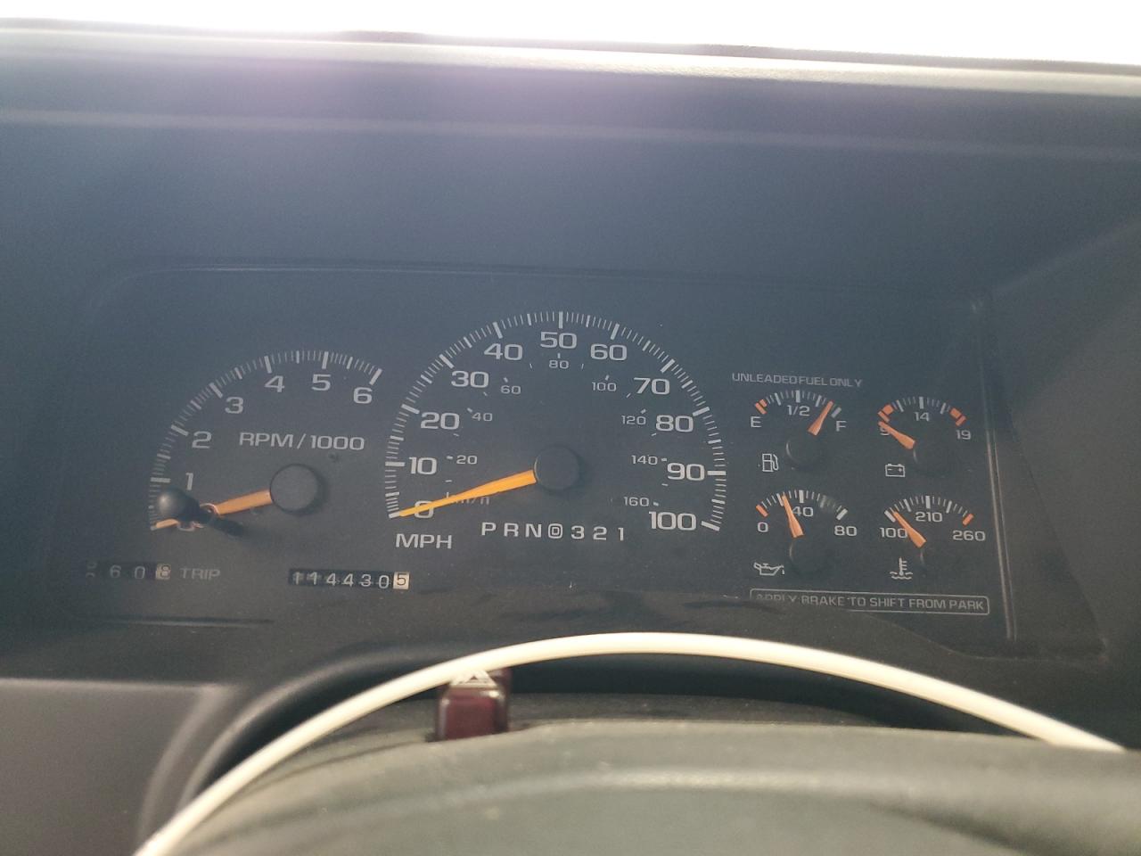 1999 GMC Yukon VIN: 1GKEK13R8XJ726875 Lot: 69955675