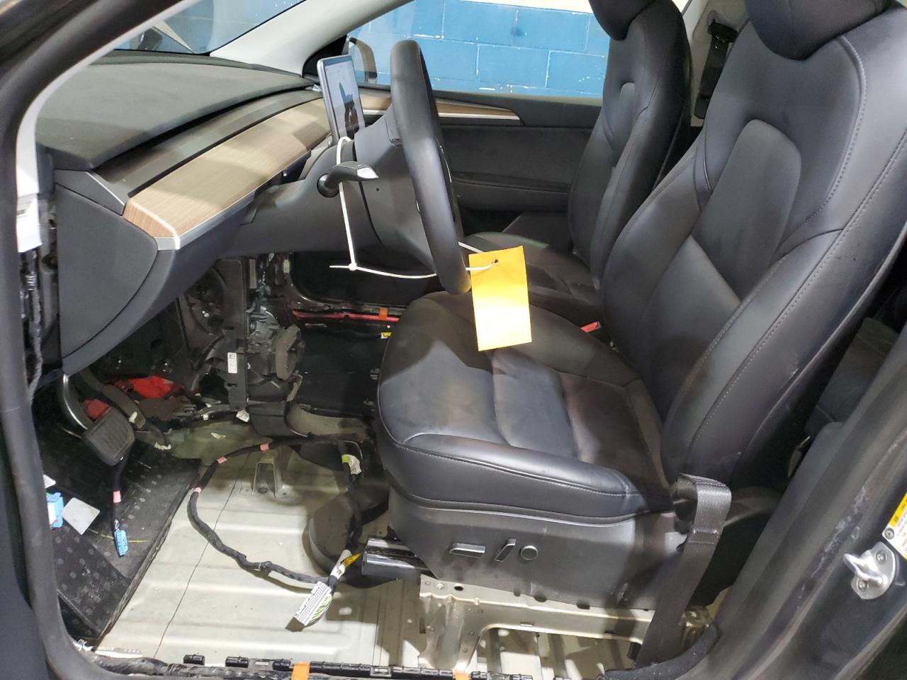 2023 Tesla Model Y VIN: 7SAYGDEEXPA164507 Lot: 67270015