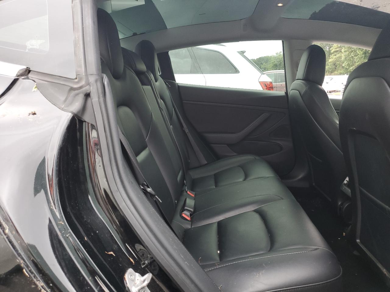 5YJ3E1EAXJF152621 2018 Tesla Model 3