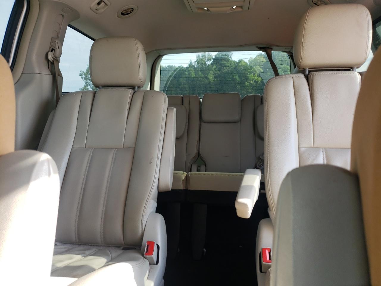 2015 Chrysler Town & Country Touring VIN: 2C4RC1BG6FR552776 Lot: 68495835
